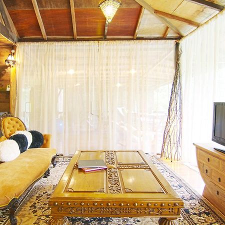Fig Tree Hills Resort Bayan Lepas Værelse billede